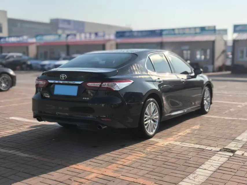 2018 Toyota Camry 2.5L 209HP L4 8AT,autocango,china used car exporter,china ev exporter,chinese used car exporter,chinese used ev exporter