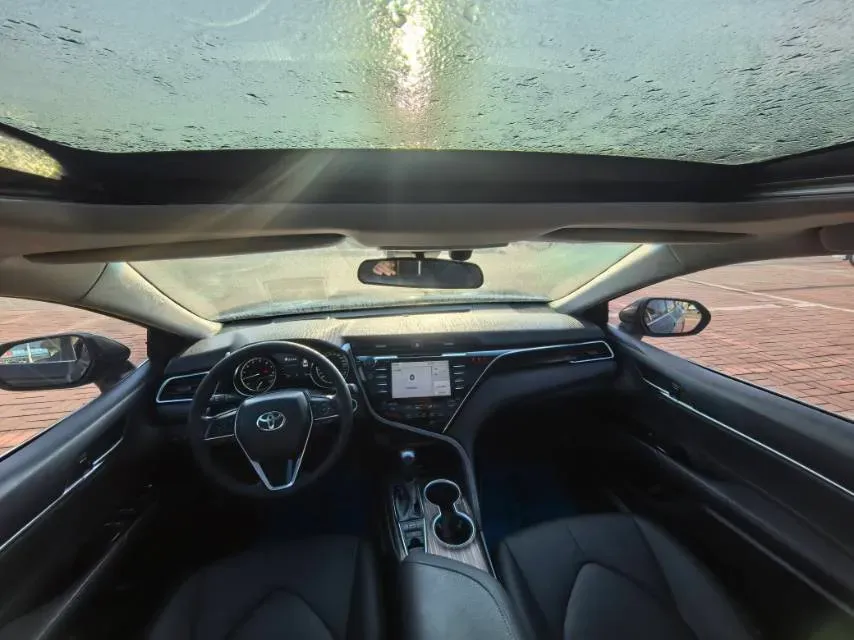 2018 Toyota Camry 2.5L 209HP L4 8AT,autocango,china used car exporter,china ev exporter,chinese used car exporter,chinese used ev exporter