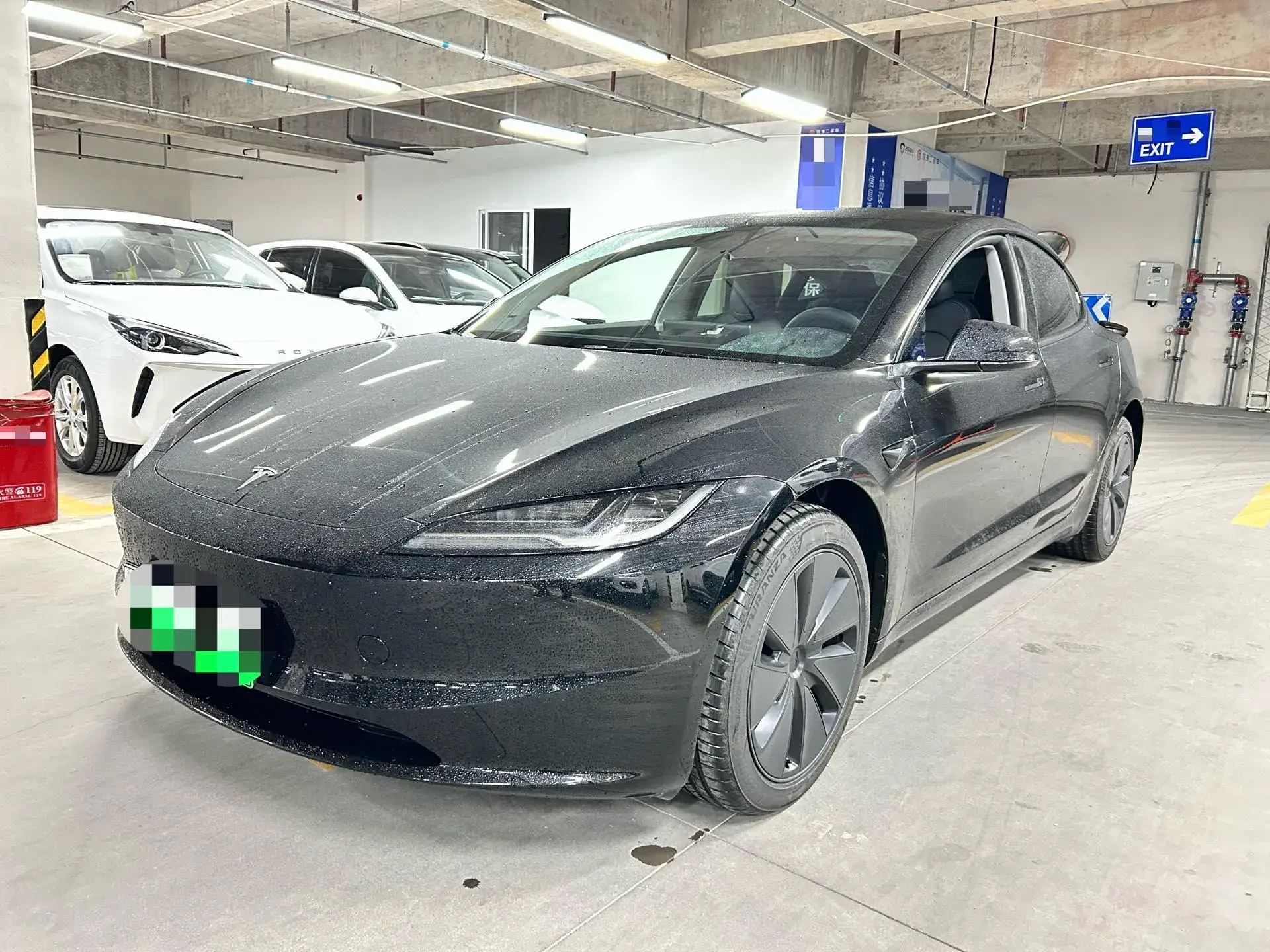 2025 TESLA MODEL view 1