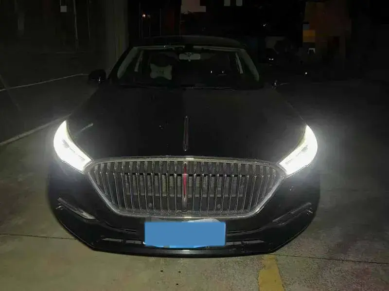 2022 HONGQI H5 thumbnail 2