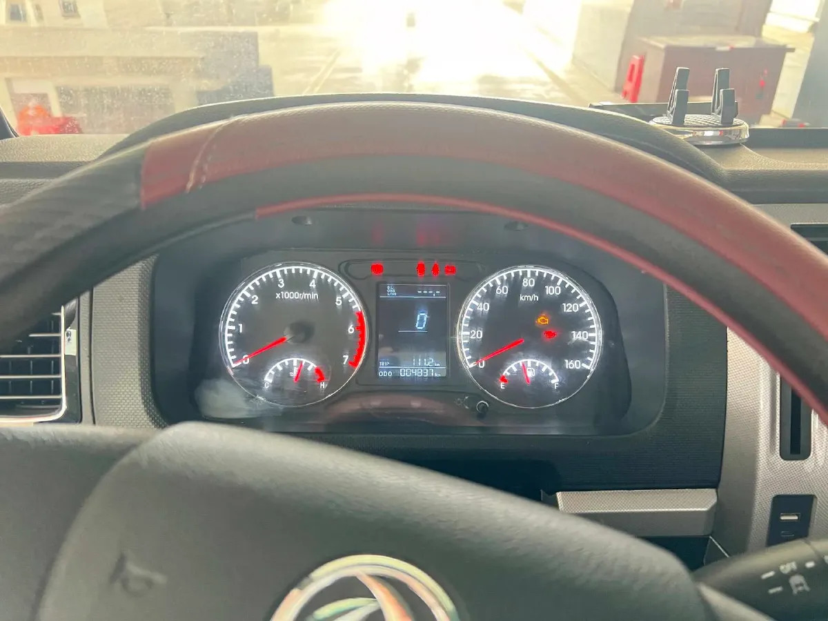 2023 JinBei JinKa S6 1.6L 124HP L4 5MT,autocango,china used car exporter,china ev exporter,chinese used car exporter,chinese used ev exporter