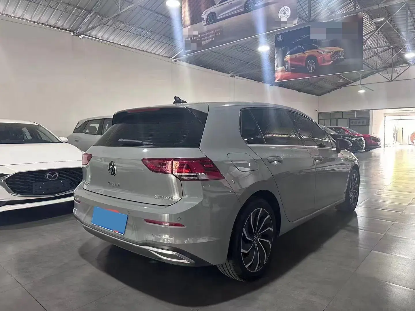 2021 VOLKSWAGEN GOLF thumbnail 3