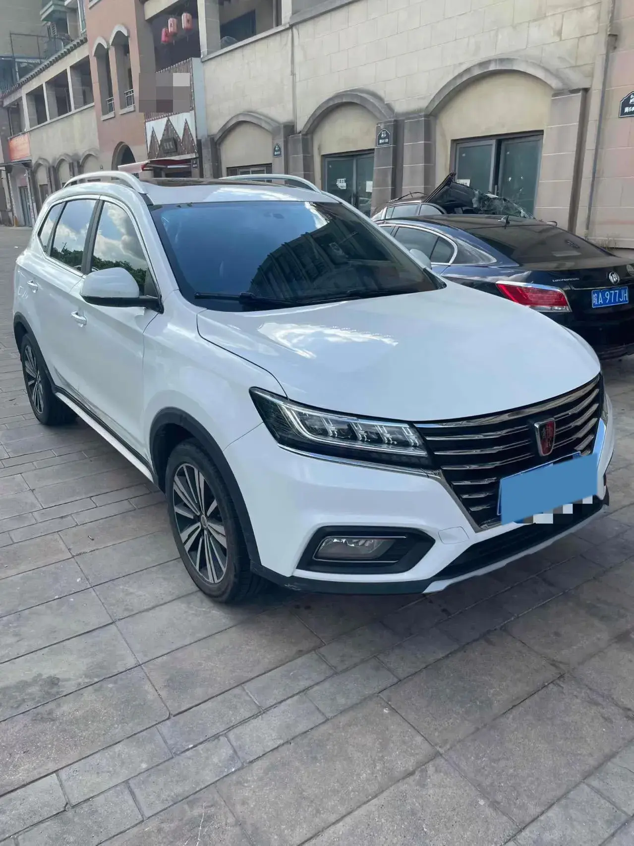 2018 ROEWE RX5 thumbnail 2