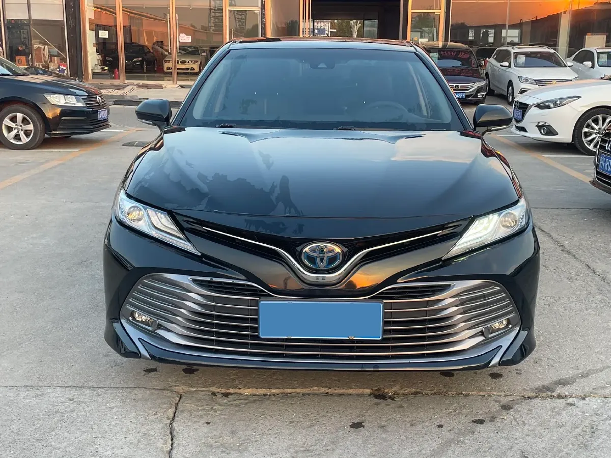 2019 Toyota Camry 2.5L 178HP L4 E-CVT Hybrid,autocango,china used car exporter,china ev exporter,chinese used car exporter,chinese used ev exporter