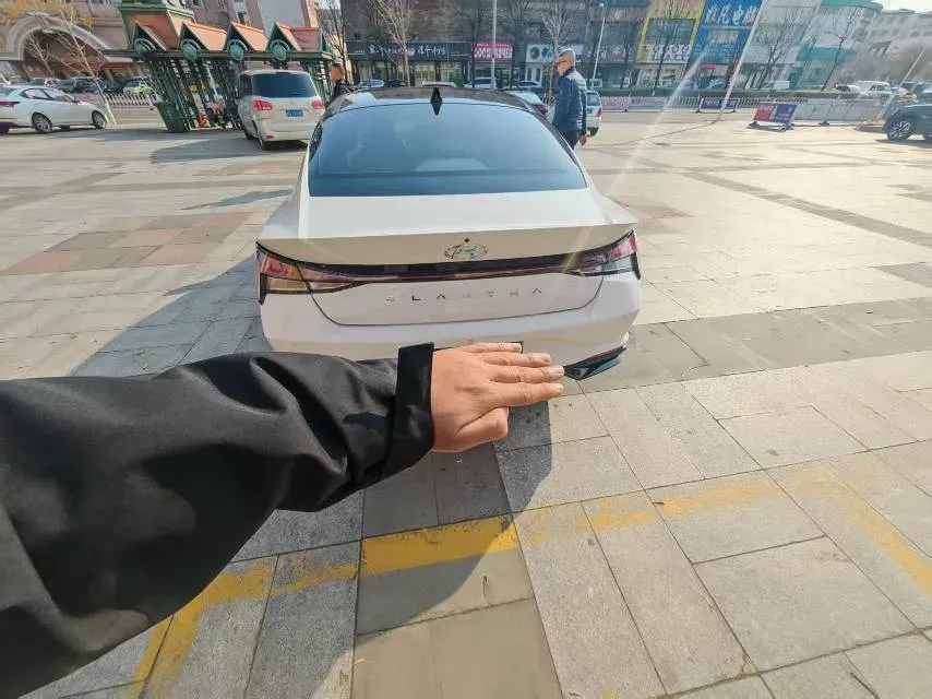 2021 Hyundai Elantra 1.5L 115HP L4 CVT,autocango,china used car exporter,china ev exporter,chinese used car exporter,chinese used ev exporter