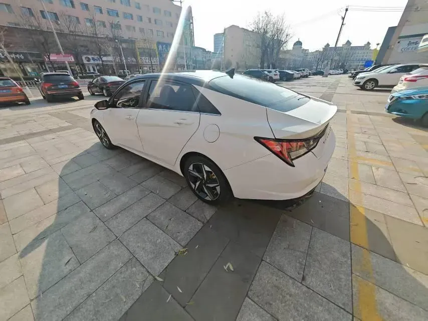 2021 Hyundai Elantra 1.5L 115HP L4 CVT,autocango,china used car exporter,china ev exporter,chinese used car exporter,chinese used ev exporter