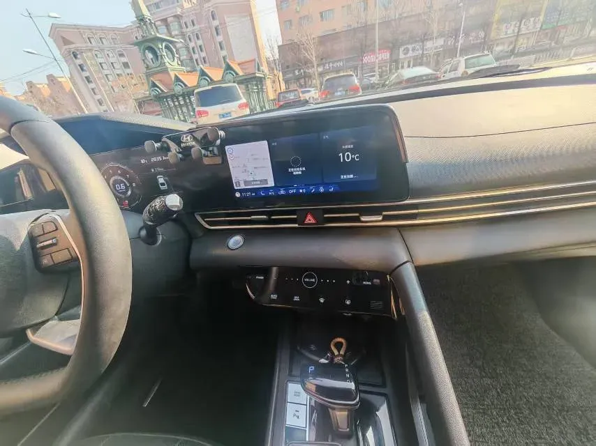 2021 Hyundai Elantra 1.5L 115HP L4 CVT,autocango,china used car exporter,china ev exporter,chinese used car exporter,chinese used ev exporter