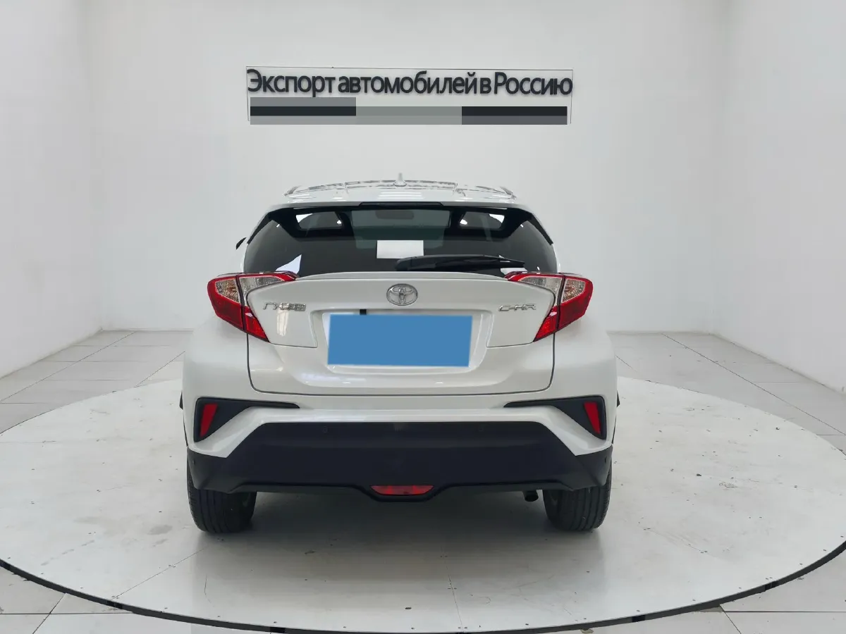 2022 Toyota C-HR 2.0L 171HP L4 CVT,autocango,china used car exporter,china ev exporter,chinese used car exporter,chinese used ev exporter