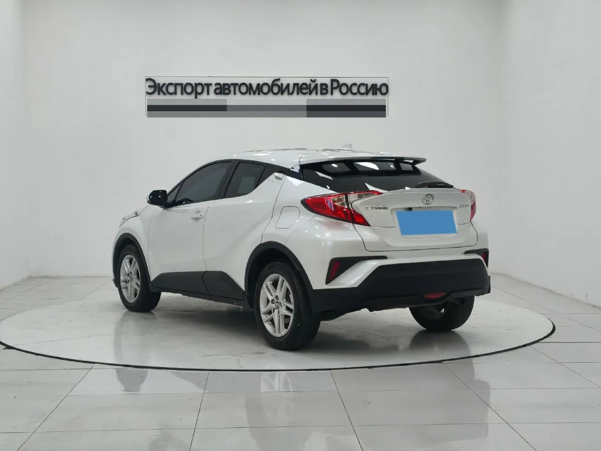 2022 Toyota C-HR 2.0L 171HP L4 CVT,autocango,china used car exporter,china ev exporter,chinese used car exporter,chinese used ev exporter