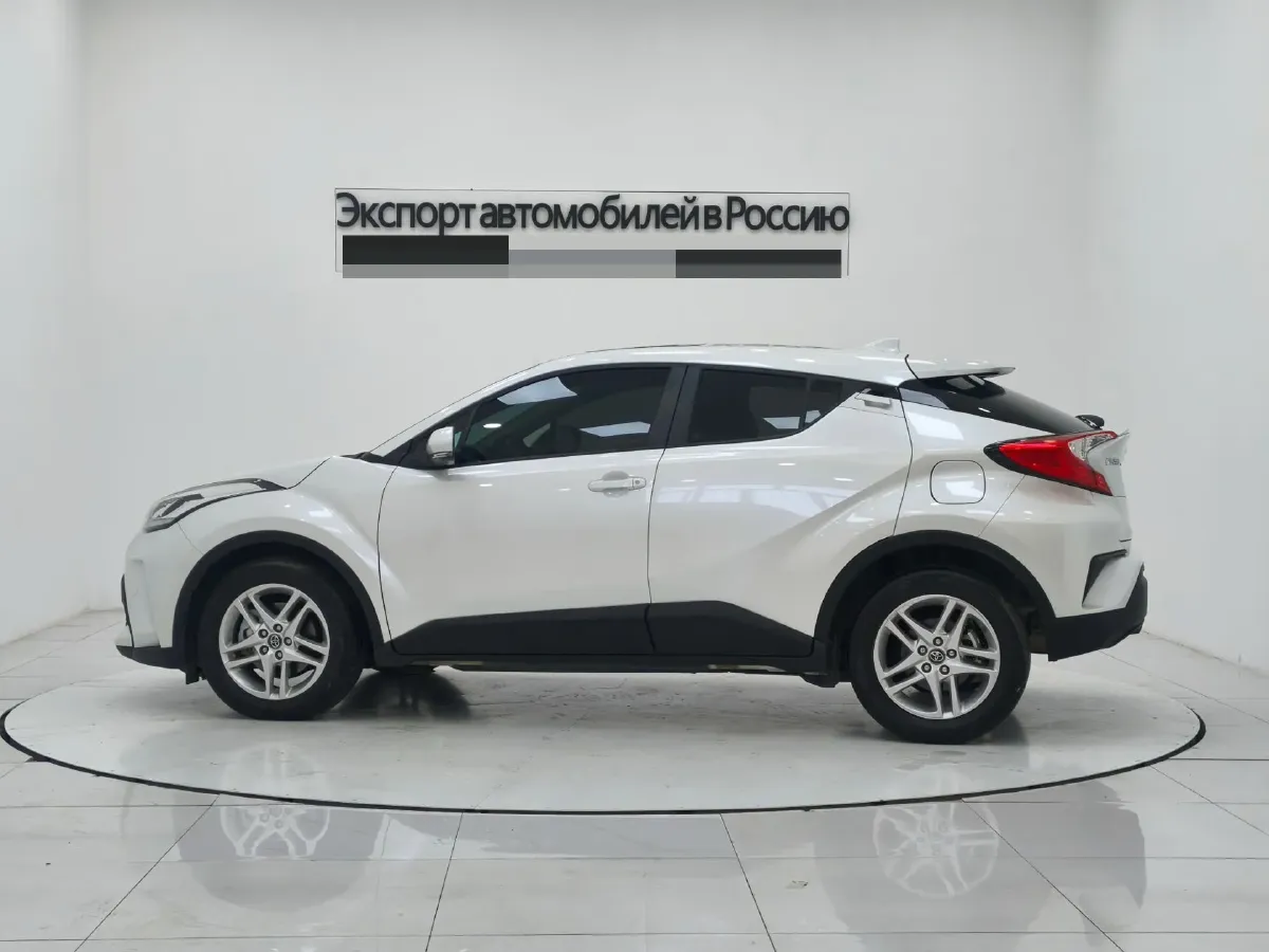 2022 Toyota C-HR 2.0L 171HP L4 CVT,autocango,china used car exporter,china ev exporter,chinese used car exporter,chinese used ev exporter