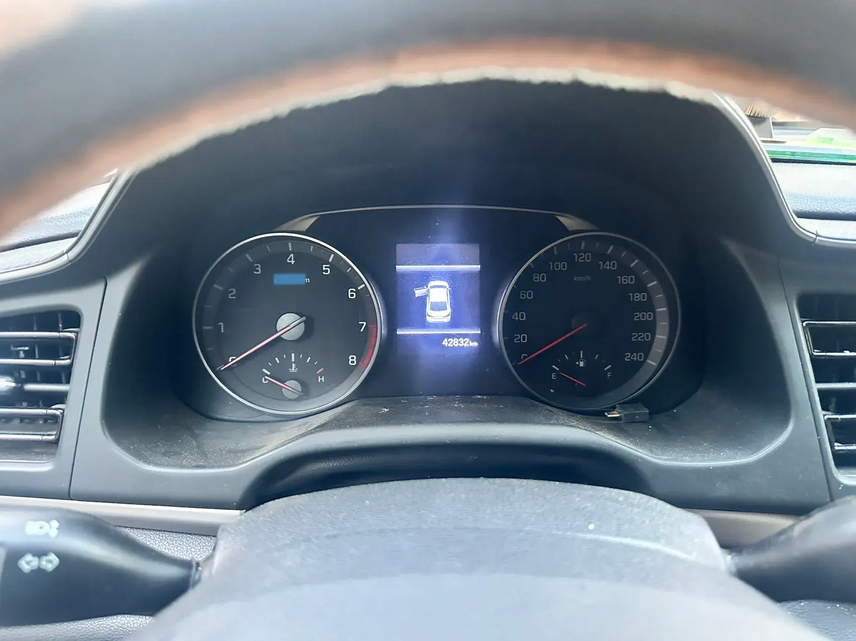 2020 HYUNDAI ELANTRA thumbnail 4