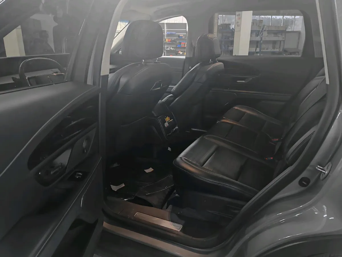 2023 Lincoln Nautilus 2.0T 261HP L4 8AT,autocango,china used car exporter,china ev exporter,chinese used car exporter,chinese used ev exporter