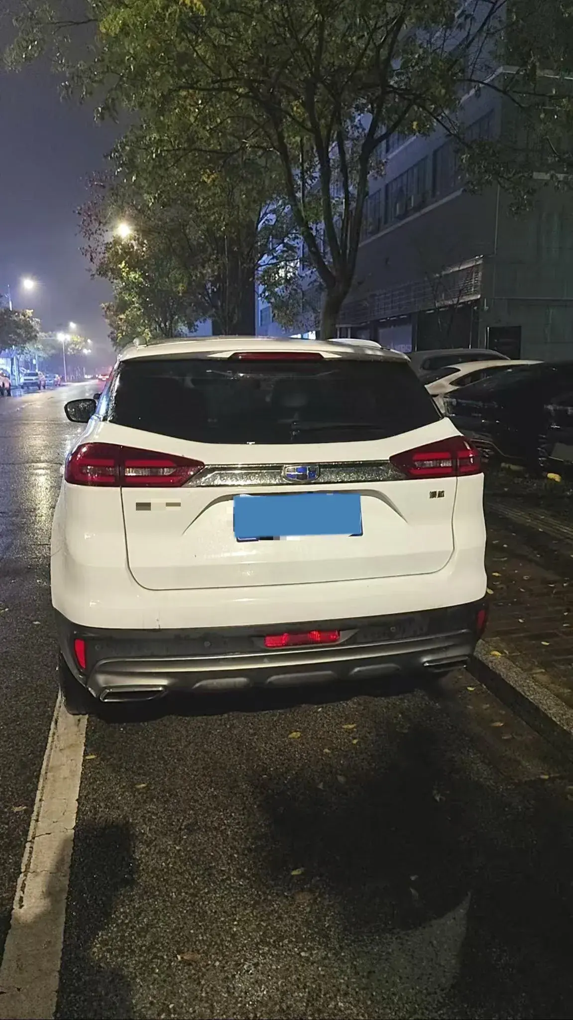 2018 GEELY AZKARRA thumbnail 2