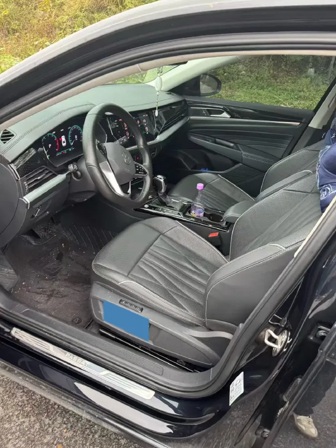 2022 Volkswagen Passat 2.0T 186HP L4 7DCT,autocango,china used car exporter,china ev exporter,chinese used car exporter,chinese used ev exporter