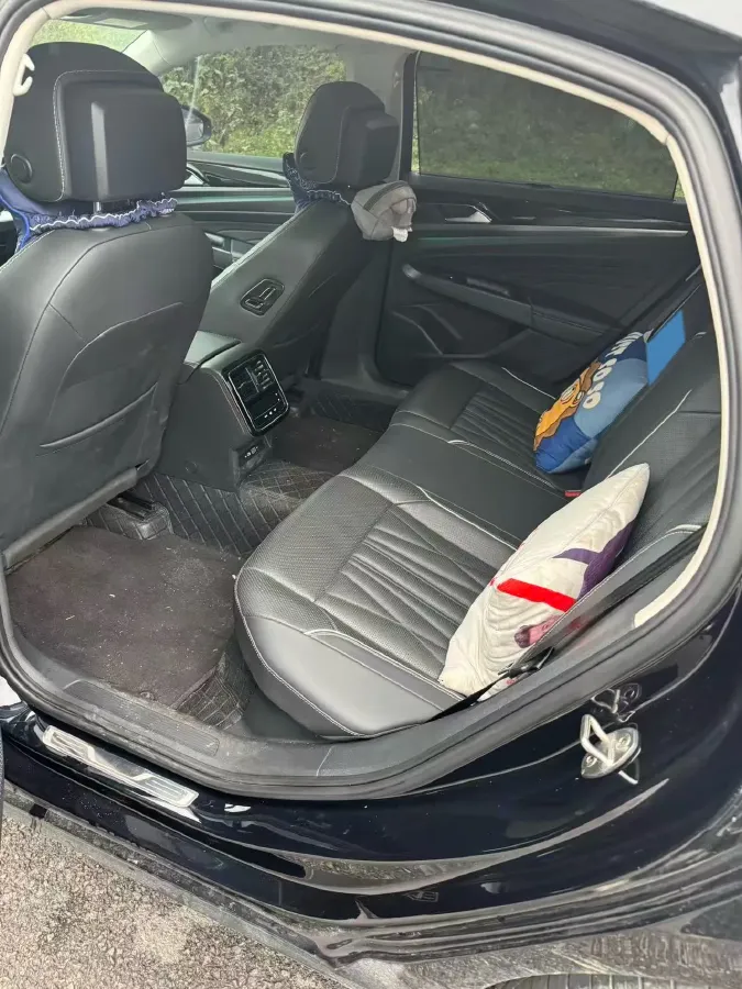 2022 Volkswagen Passat 2.0T 186HP L4 7DCT,autocango,china used car exporter,china ev exporter,chinese used car exporter,chinese used ev exporter