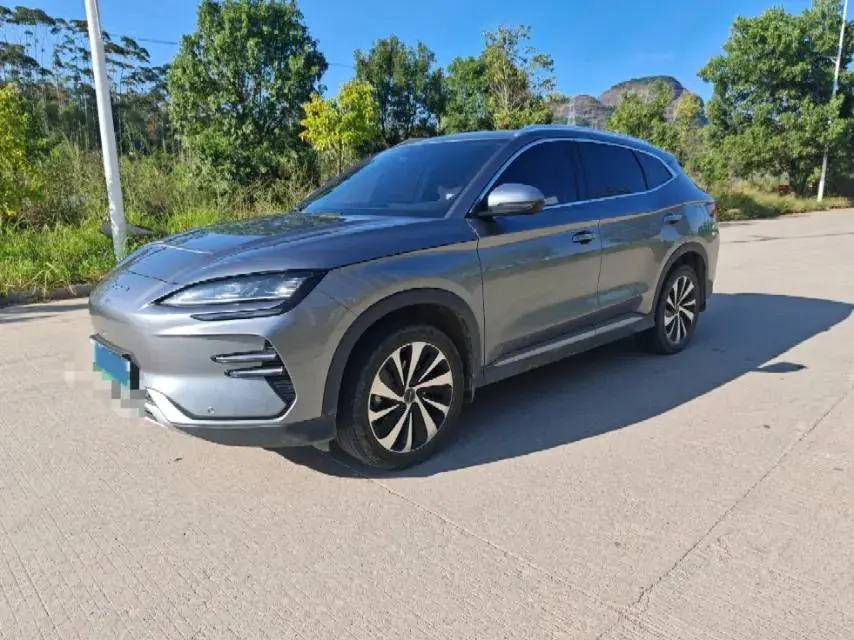 2024 BYD SONG view 1