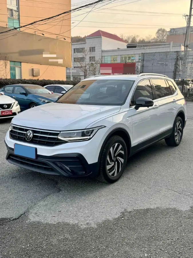 2024 Volkswagen Tiguan L 1.5T 160HP L4 7DCT