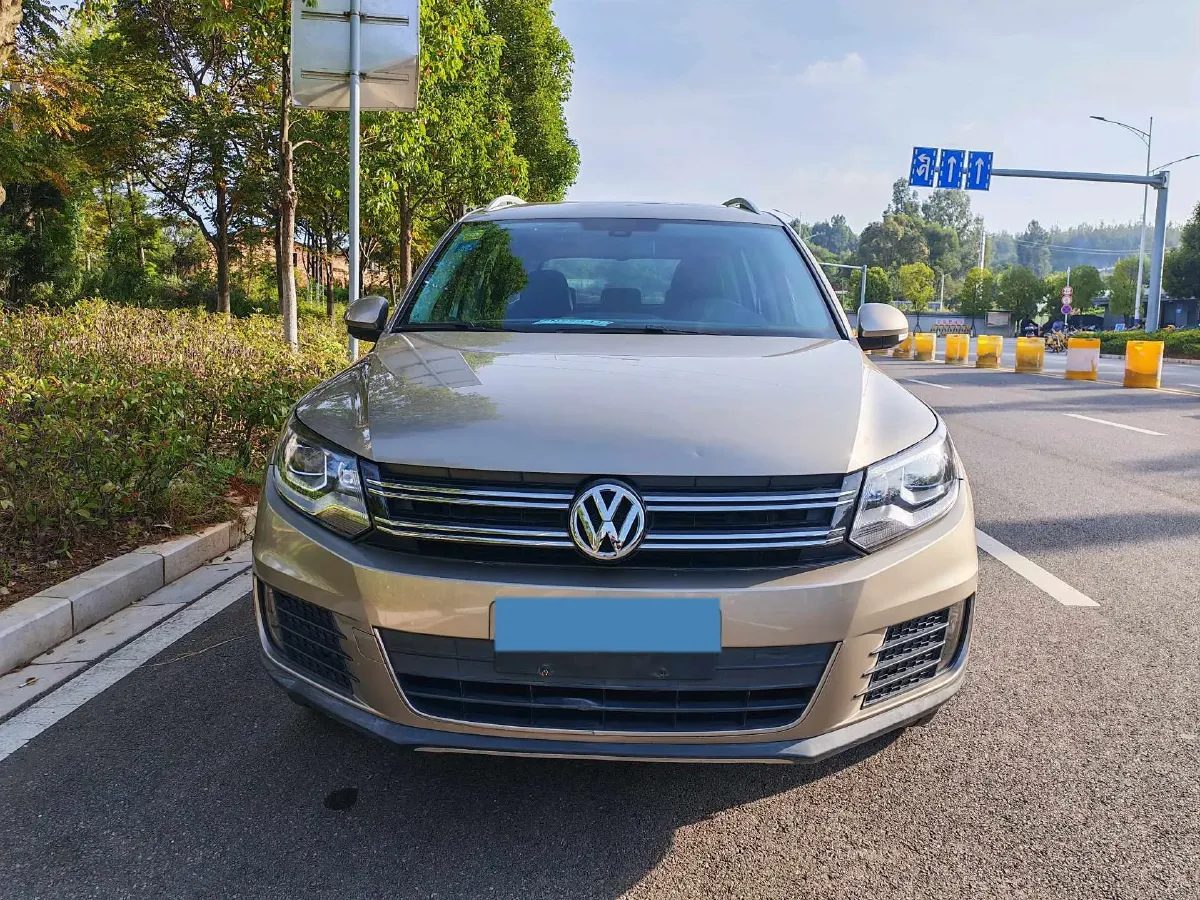 2015 Volkswagen Tiguan 1.8T 160HP L4 6AT,autocango,china used car exporter,china ev exporter,chinese used car exporter,chinese used ev exporter