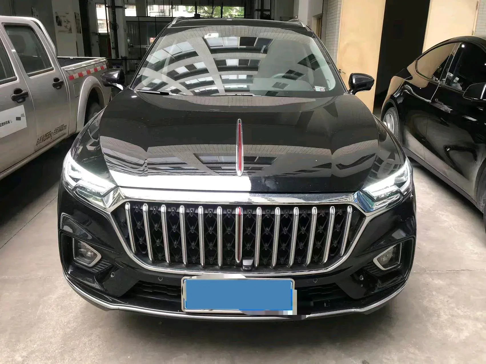 2022 HONGQI HS5 thumbnail 2