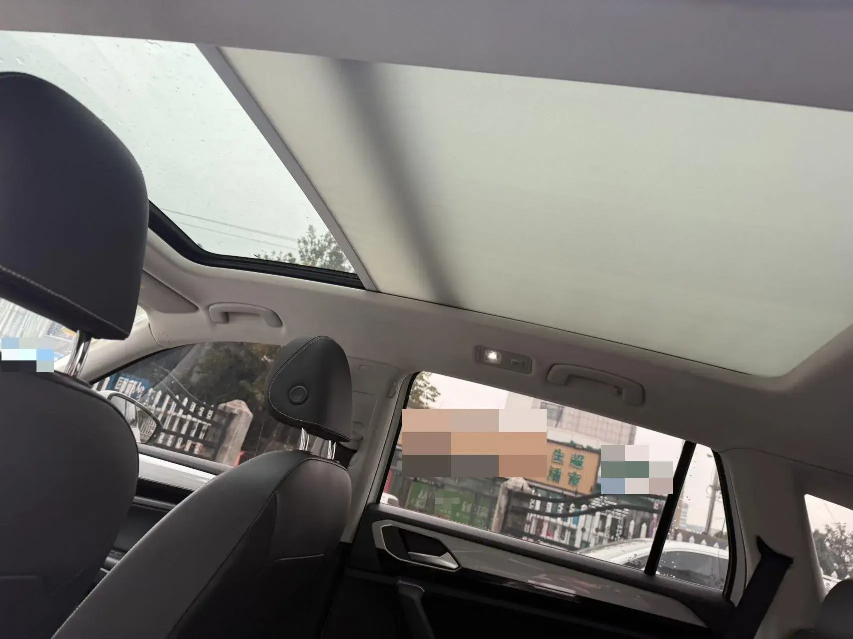 2019 VOLKSWAGEN TAYRON thumbnail 4