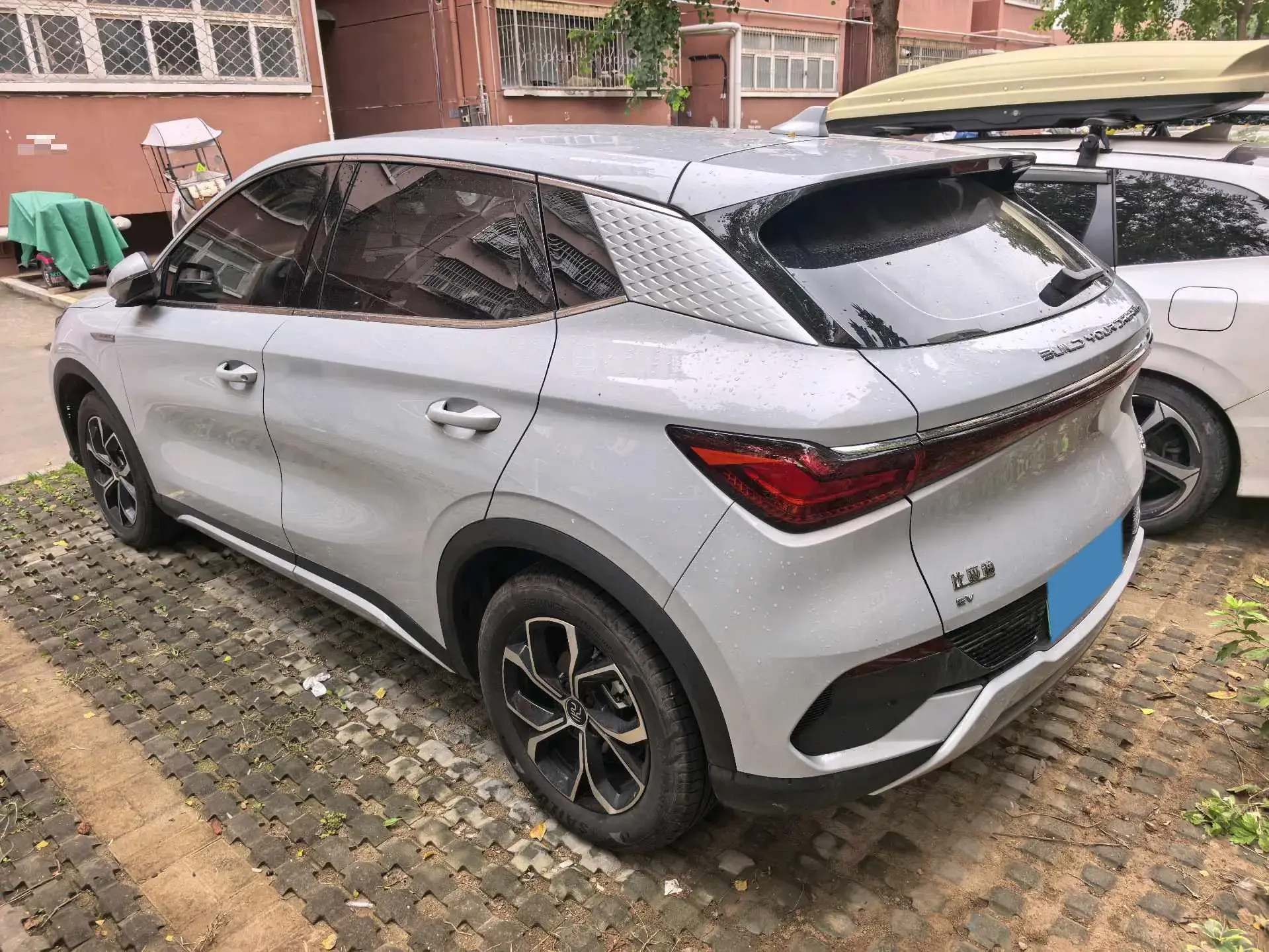 2024 BYD YUAN thumbnail 3