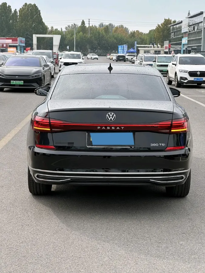 2026 Volkswagen Passat 2.0T 220HP L4 7DCT,autocango,china used car exporter,china ev exporter,chinese used car exporter,chinese used ev exporter