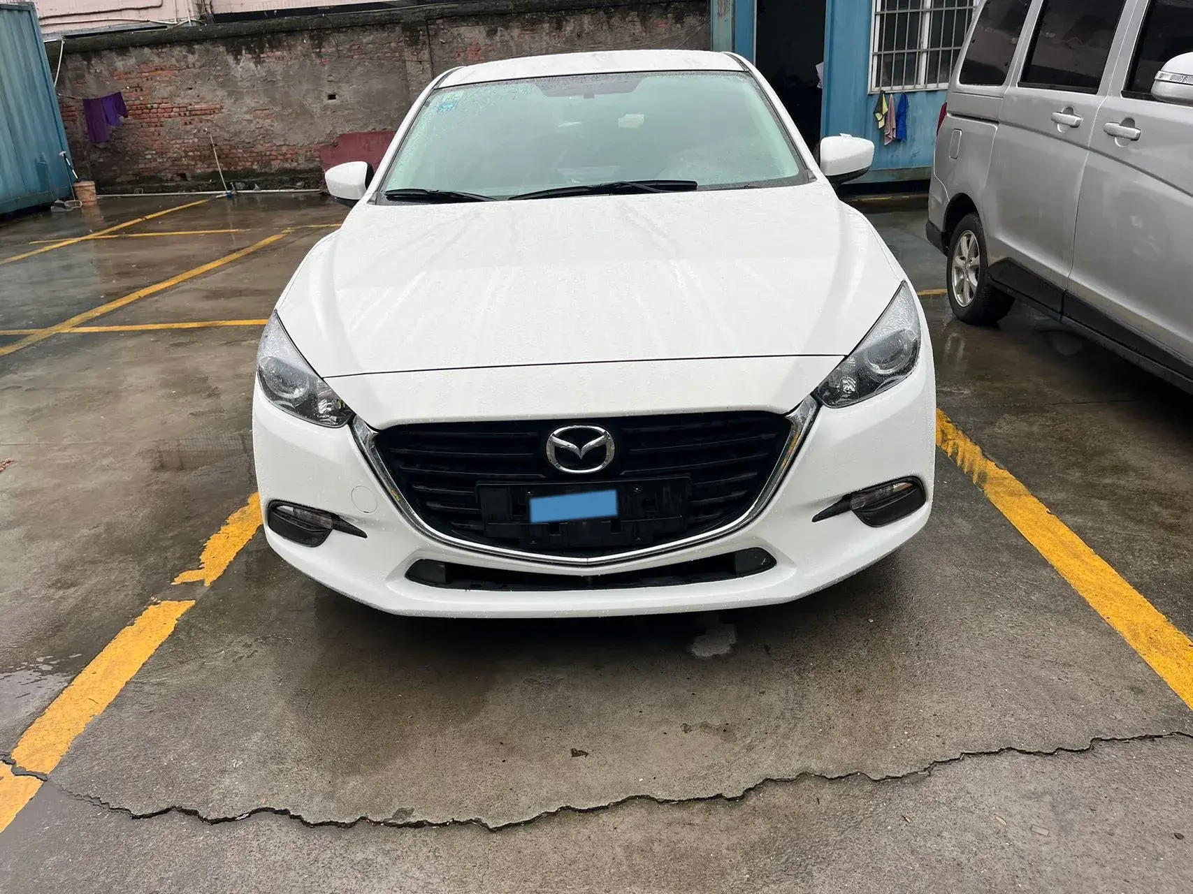 2017 MAZDA 3 thumbnail 2