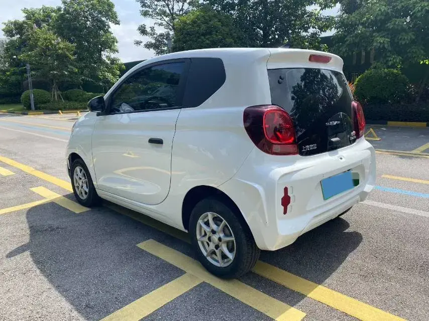 2022 ROEWE CLEVER thumbnail 4