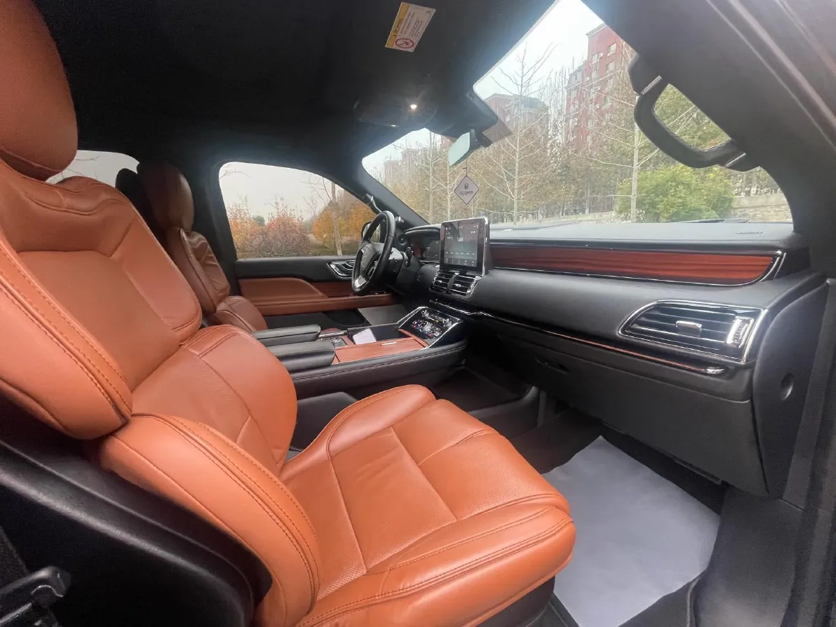 2019 Lincoln Navigator 3.5T 388HP V6 10AT,autocango,china used car exporter,china ev exporter,chinese used car exporter,chinese used ev exporter