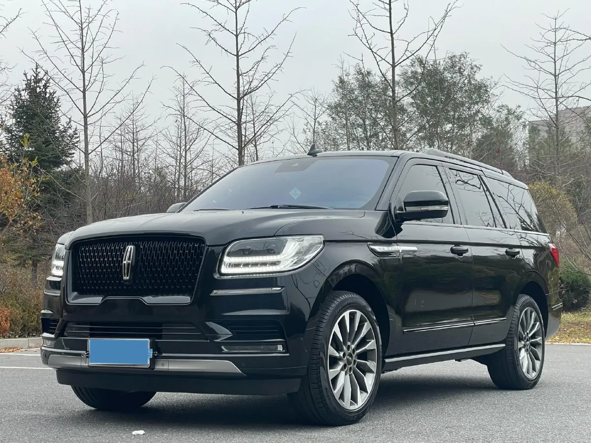 2019 Lincoln Navigator 3.5T 388HP V6 10AT,autocango,china used car exporter,china ev exporter,chinese used car exporter,chinese used ev exporter