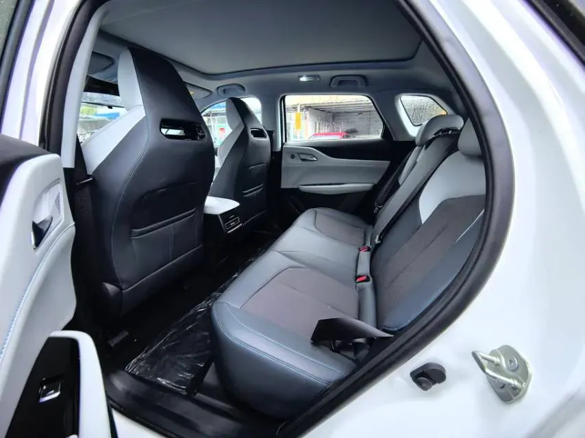 2025 ChangAn UNI-Z 1.5T 192HP L4 7DCT,autocango,china used car exporter,china ev exporter,chinese used car exporter,chinese used ev exporter