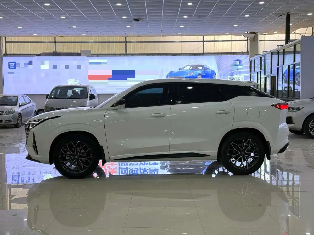 2025 ChangAn UNI-Z 1.5T 188HP L4 7DCT,autocango,china used car exporter,china ev exporter,chinese used car exporter,chinese used ev exporter