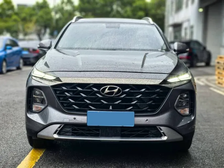 2023 Hyundai Santafe 2.0T 230HP L4 8AT,autocango,china used car exporter,china ev exporter,chinese used car exporter,chinese used ev exporter