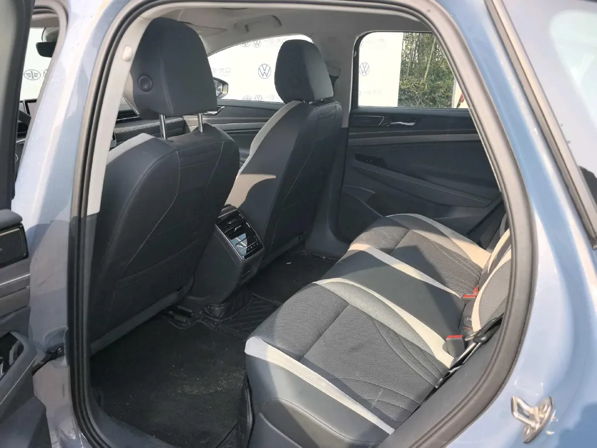 2024 Volkswagen ID.7 Vizzion BEV 84.8KWH,autocango,china used car exporter,china ev exporter,chinese used car exporter,chinese used ev exporter