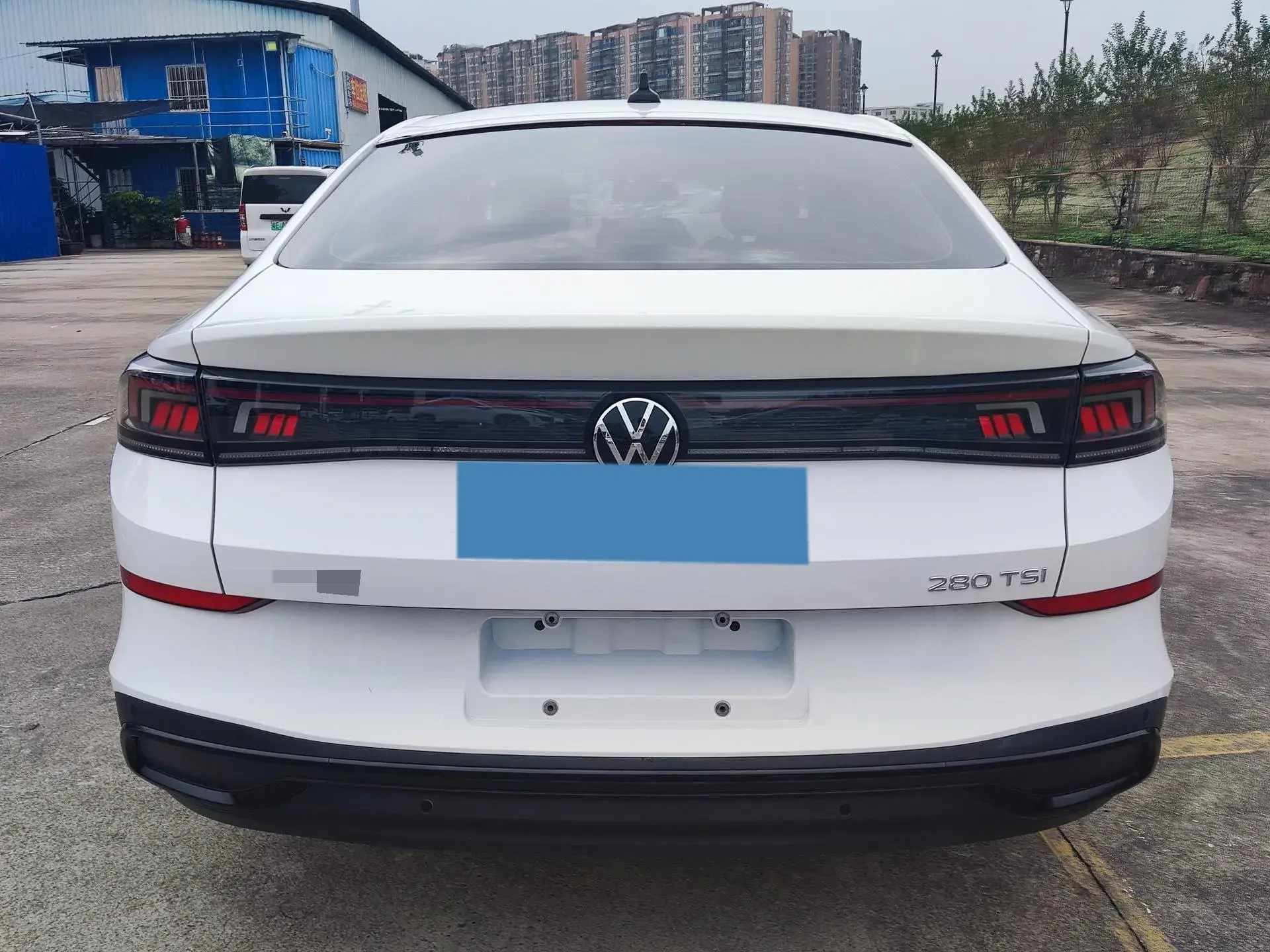 2022 VOLKSWAGEN LAMANDO thumbnail 4