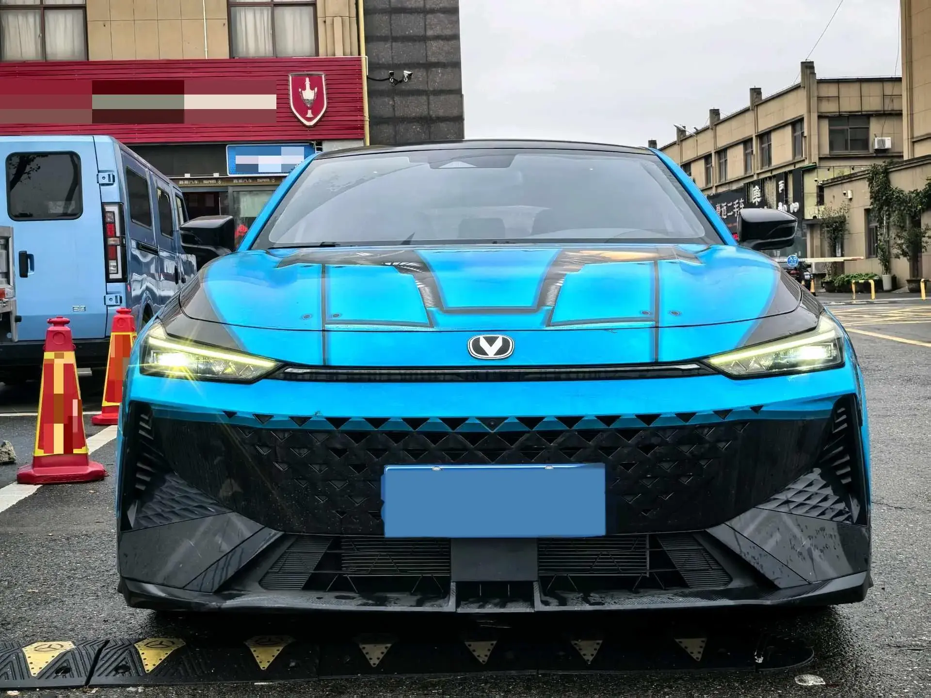 2024 CHANGAN UNI-V thumbnail 2