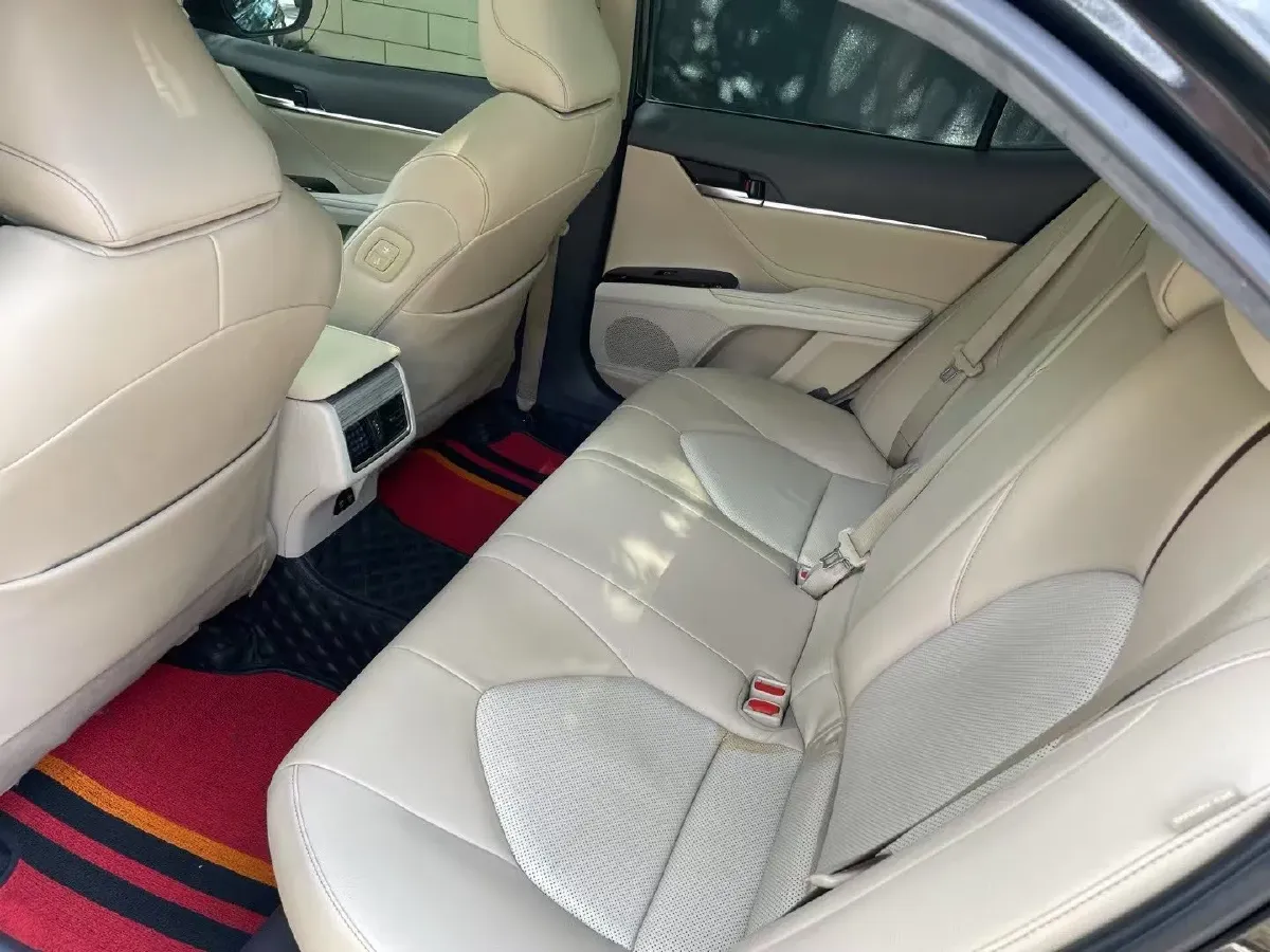 2019 Toyota Camry 2.5L 178HP L4 E-CVT Hybrid,autocango,china used car exporter,china ev exporter,chinese used car exporter,chinese used ev exporter