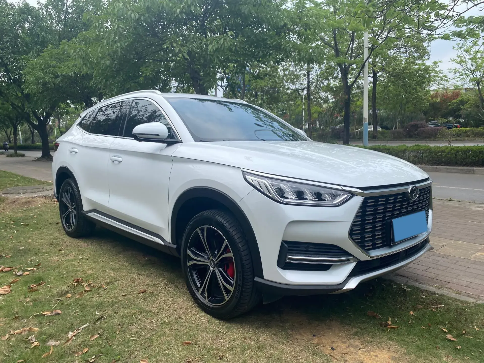 2020 BYD SONG thumbnail 2