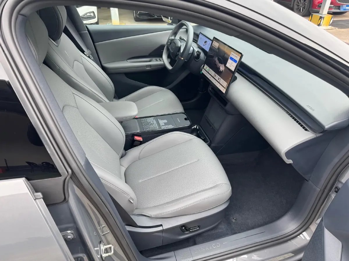 2025 LYNK&CO Z20 BEV 61.47KWH,autocango,china used car exporter,china ev exporter,chinese used car exporter,chinese used ev exporter