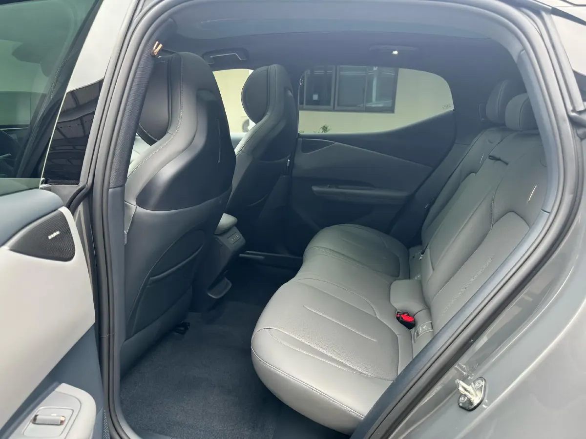 2025 LYNK&CO Z20 BEV 61.47KWH,autocango,china used car exporter,china ev exporter,chinese used car exporter,chinese used ev exporter