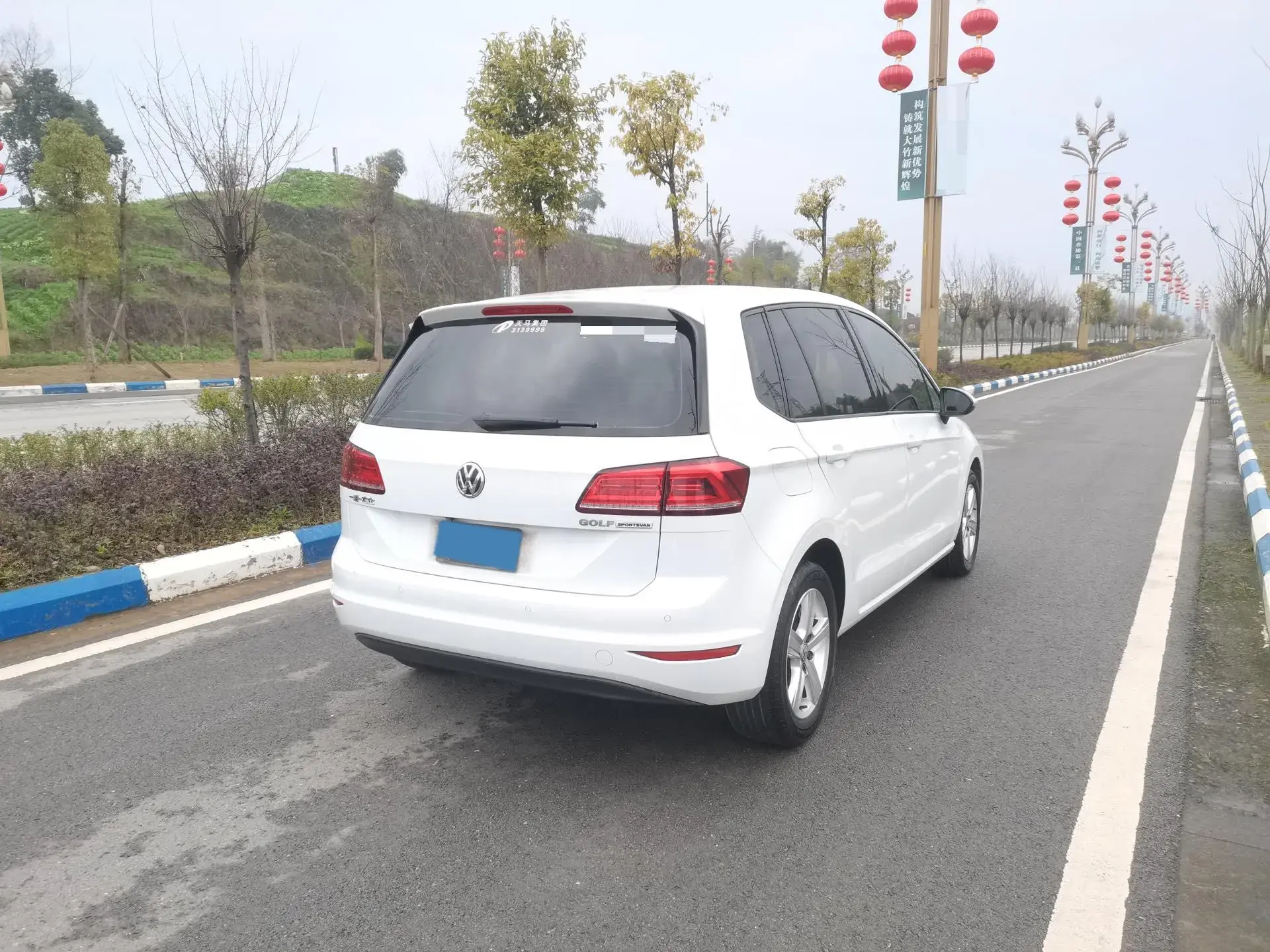 2018 VOLKSWAGEN GOLF thumbnail 4