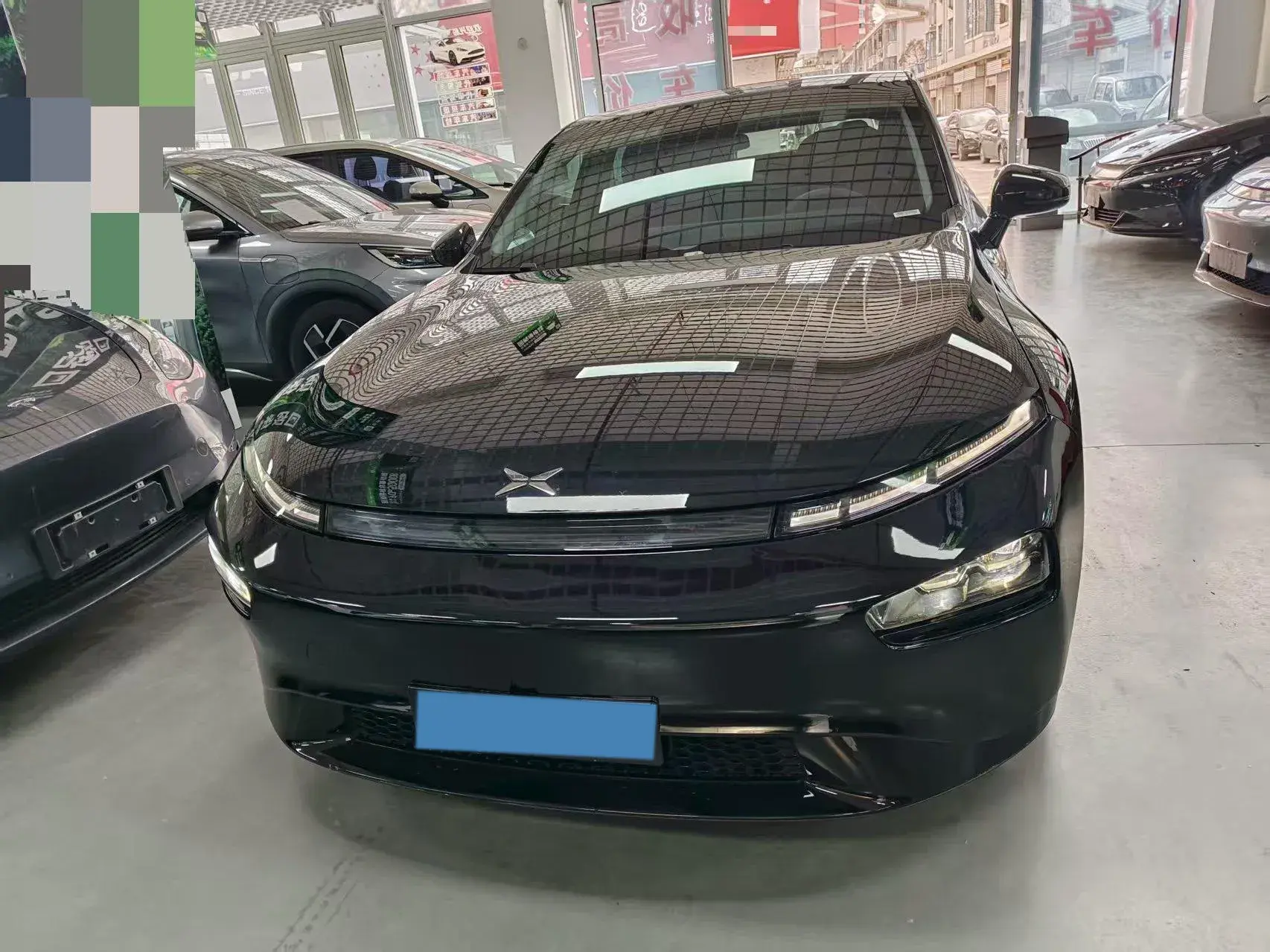 2022 XPENG P7 thumbnail 2