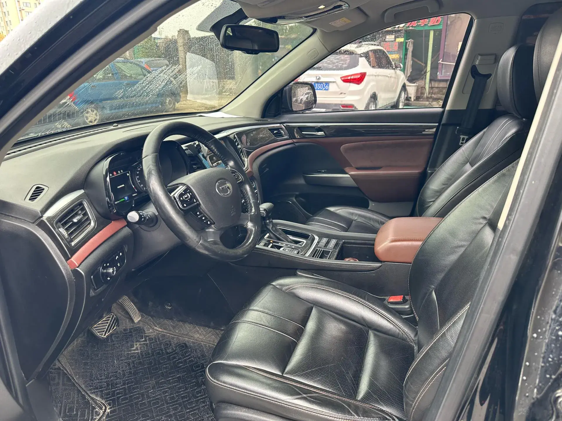 2017 GAC TRUMPCHI thumbnail 4