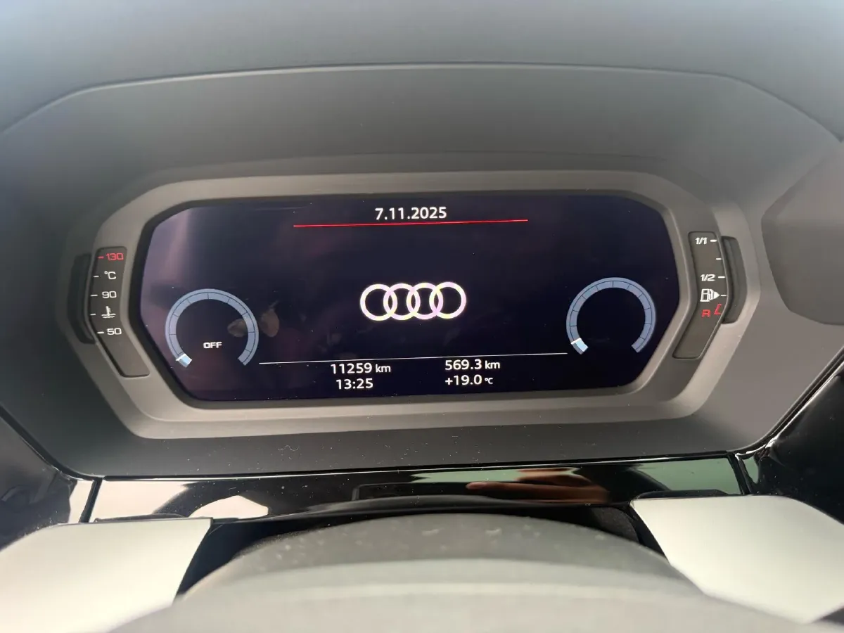 2025 Audi A3 1.5T 160HP L4 7DCT,autocango,china used car exporter,china ev exporter,chinese used car exporter,chinese used ev exporter