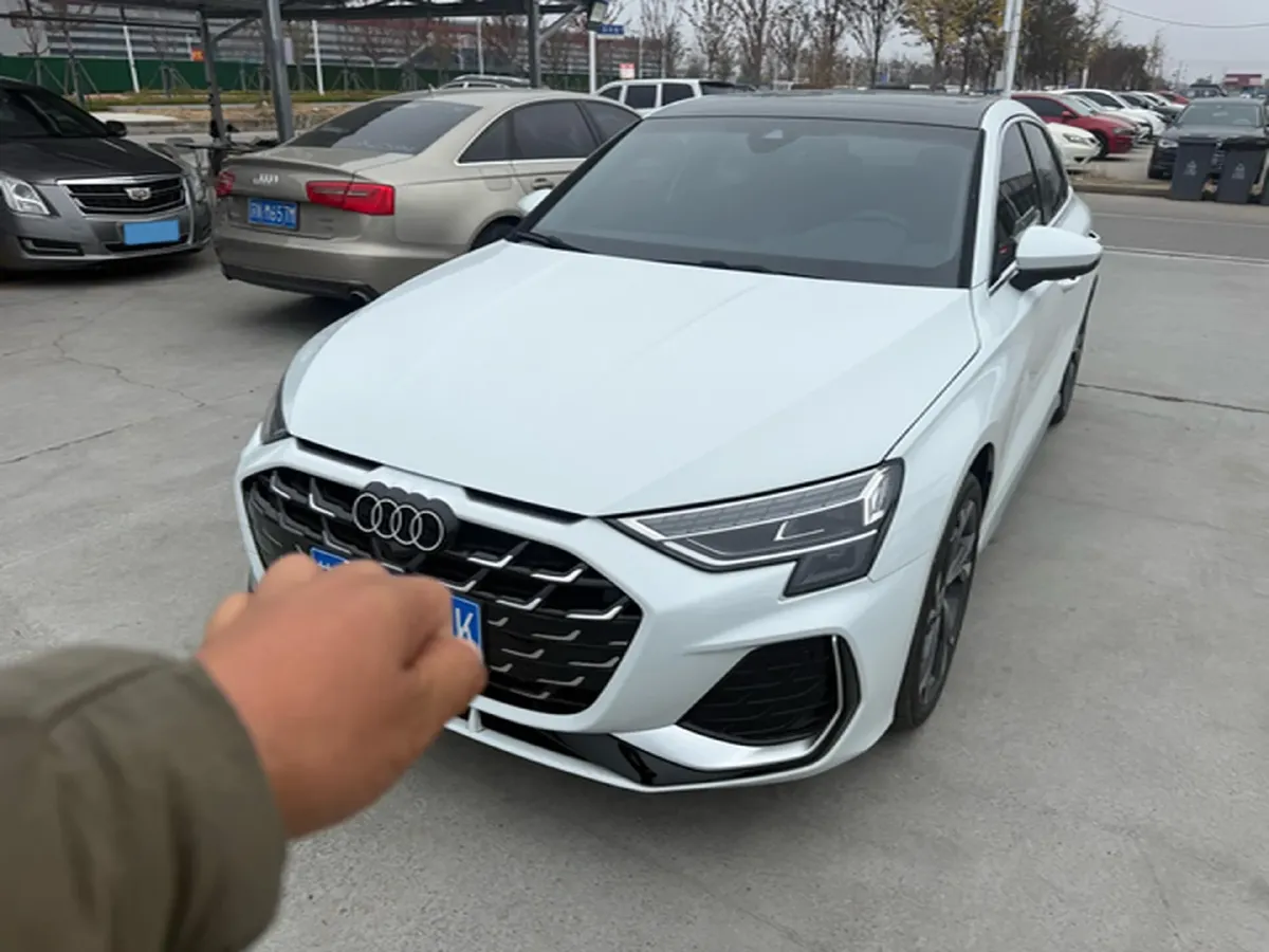 2025 Audi A3 1.5T 160HP L4 7DCT,autocango,china used car exporter,china ev exporter,chinese used car exporter,chinese used ev exporter