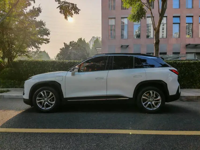 2020 NIO ES6 thumbnail 4