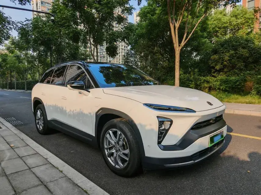 2020 NIO ES6 thumbnail 3