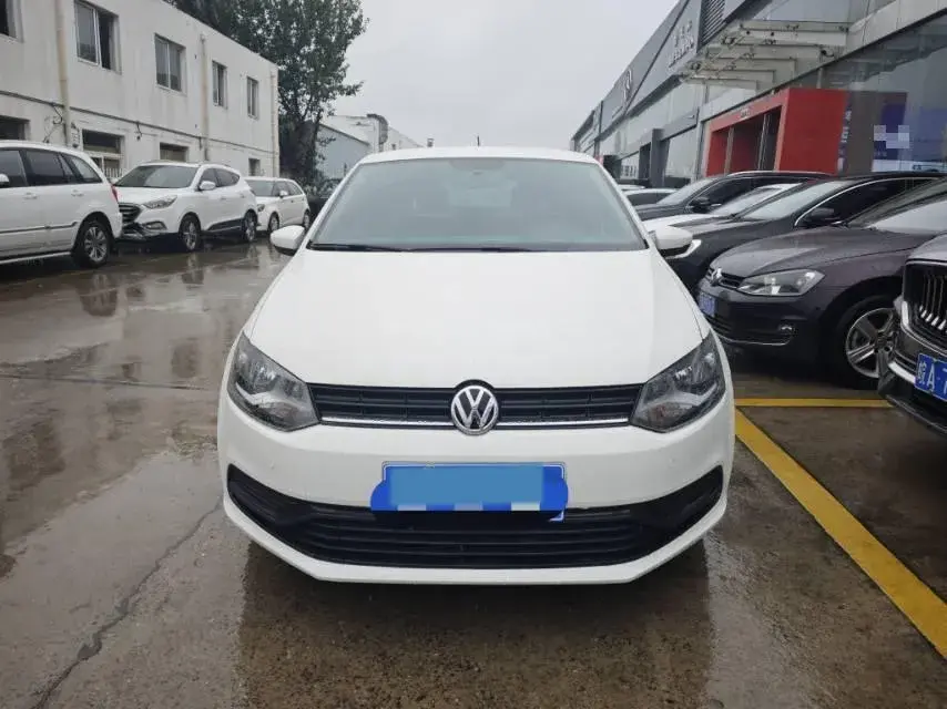 2018 VOLKSWAGEN POLO thumbnail 4