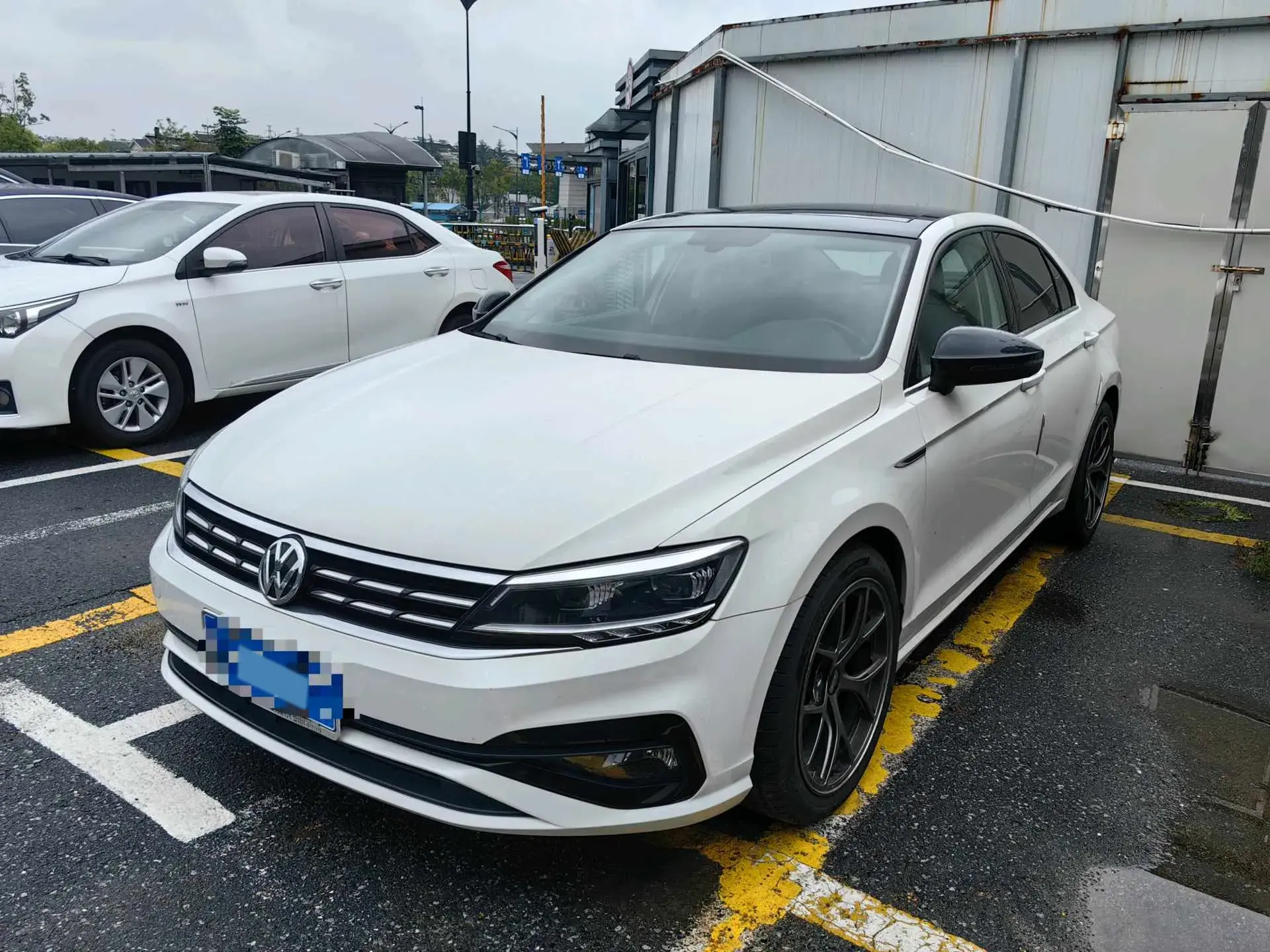 2019 VOLKSWAGEN LAMANDO view 1