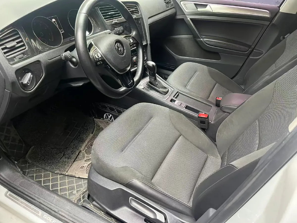 2020 Volkswagen Golf 1.4T 150HP L4 7DCT,autocango,china used car exporter,china ev exporter,chinese used car exporter,chinese used ev exporter